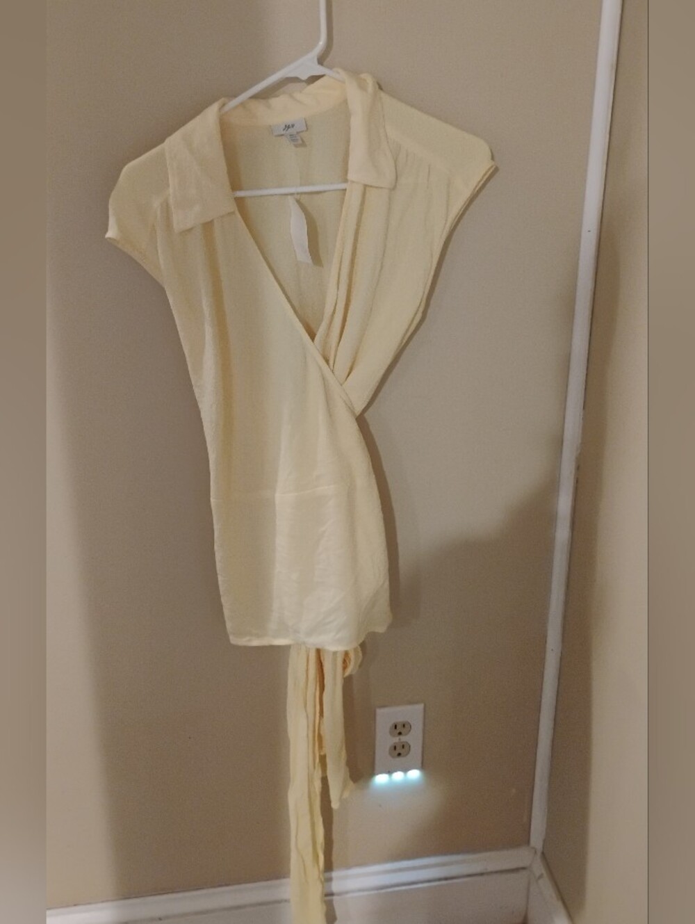 NWT J. Jill Collared Wrap Style Sleeveless Yellow Top Sz MP